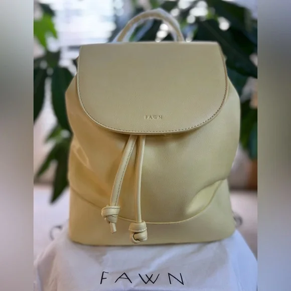 Fawn Design | Bags | Fawn Design Cinch Backpack Citron  display picture 3